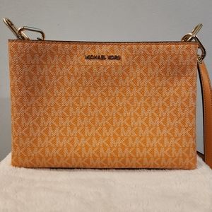 Michael Kors crossbody